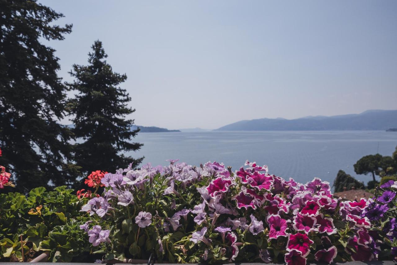 Villa Selva Luxury Lakeview Apartment Гифа Екстериор снимка